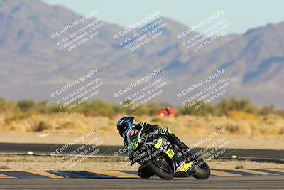 media/Jan-11-2025-CVMA (Sat) [[ddeb3f563a]]/Race 13-Amateur Supersport Open/